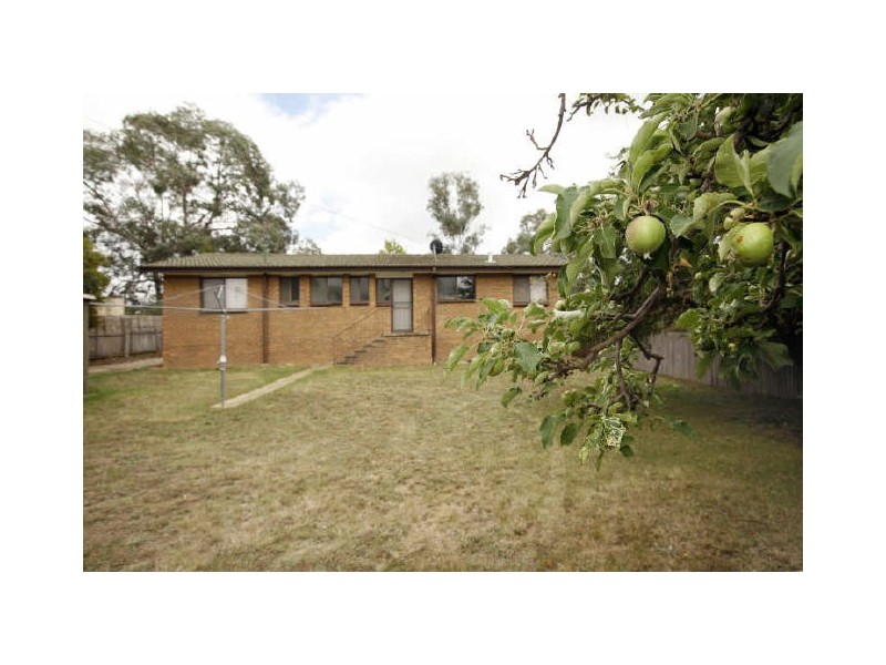 84 Guthridge Crescent, Wanniassa ACT 2903