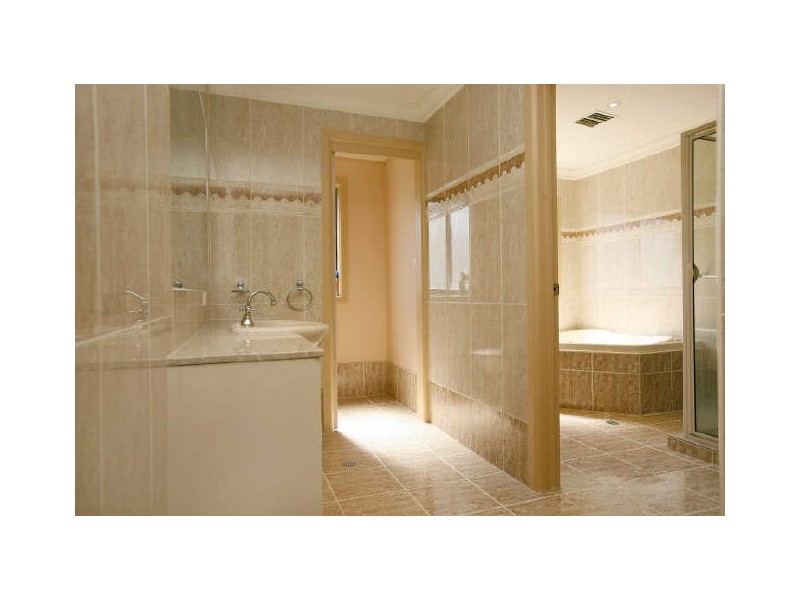 50 Woodhill Link, Jerrabomberra NSW 2619