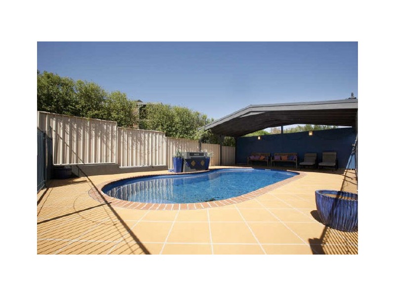 50 Woodhill Link, Jerrabomberra NSW 2619