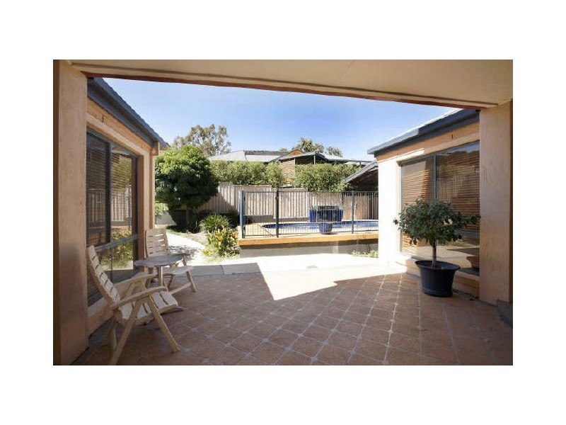 50 Woodhill Link, Jerrabomberra NSW 2619