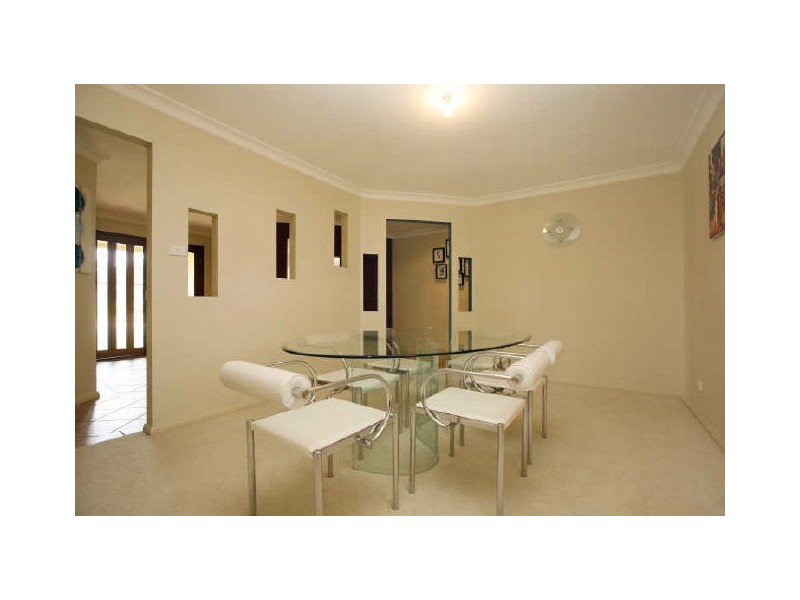 236 Halloran Drive, Jerrabomberra NSW 2619