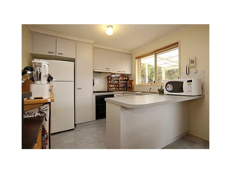 10A Hickenbotham Street, Gordon ACT 2906