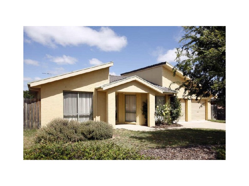 15 Bandt Place, Dunlop ACT 2615