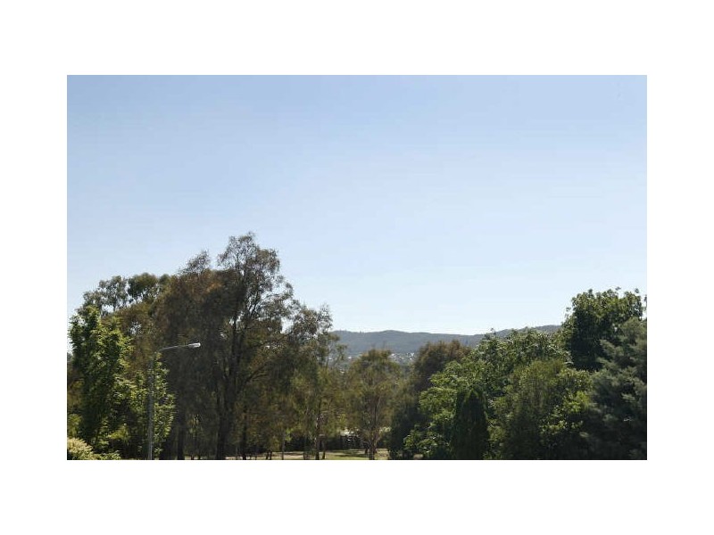 33 Costello Circuit, Calwell ACT 2905