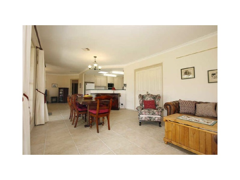 30 Spur Place, Royalla NSW 2620