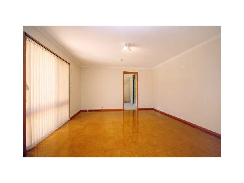 10 Body Place, Macarthur ACT 2904