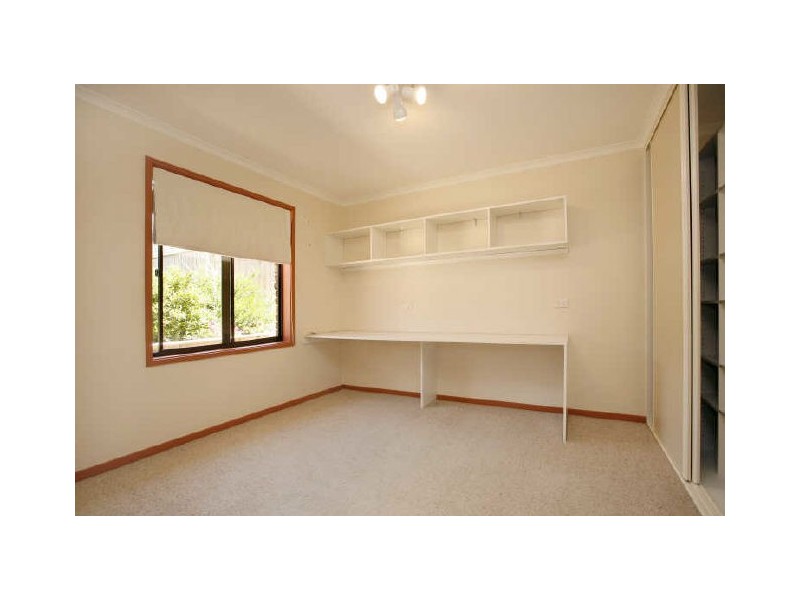 10 Body Place, Macarthur ACT 2904