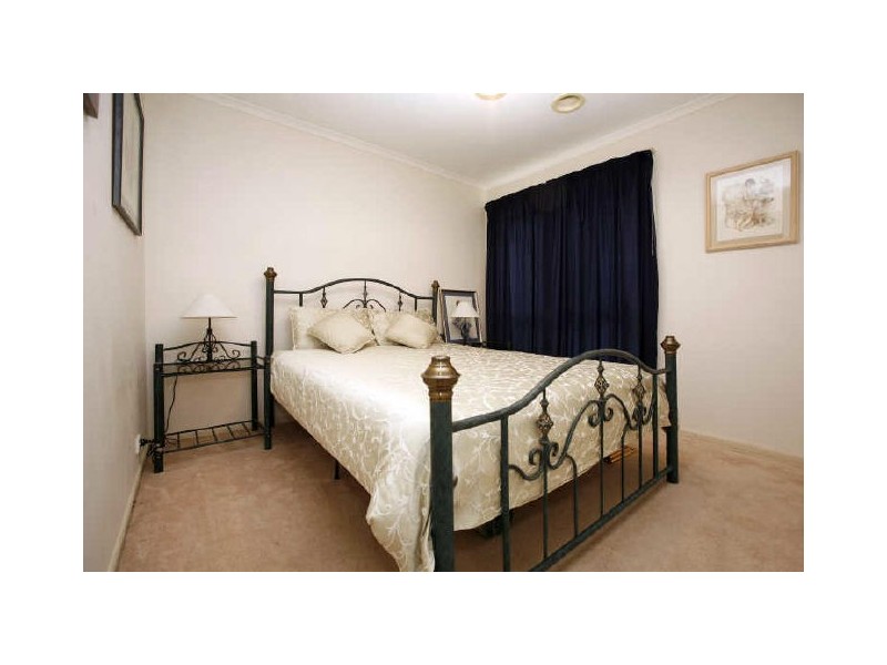 7 Gilks Place, Conder ACT 2906