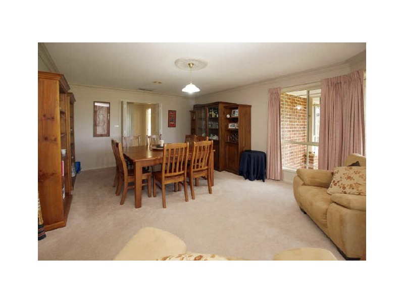 7 Gilks Place, Conder ACT 2906