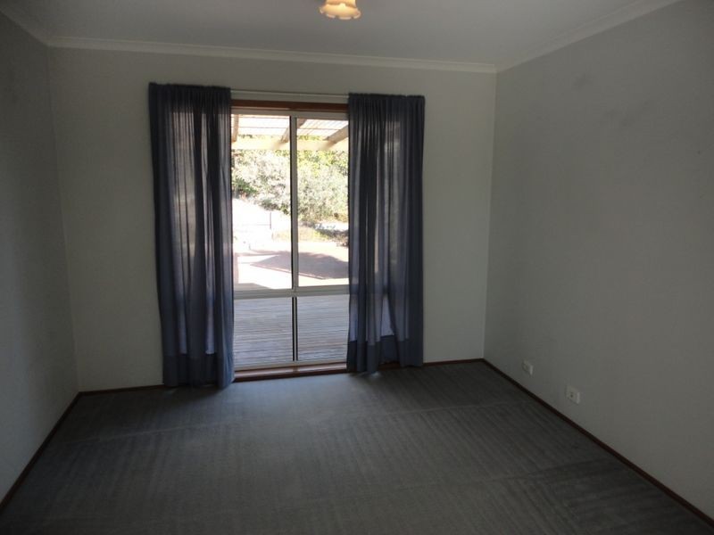 25 Kingscote Crescent, Bonython ACT 2905