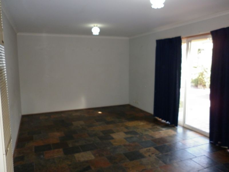 25 Kingscote Crescent, Bonython ACT 2905