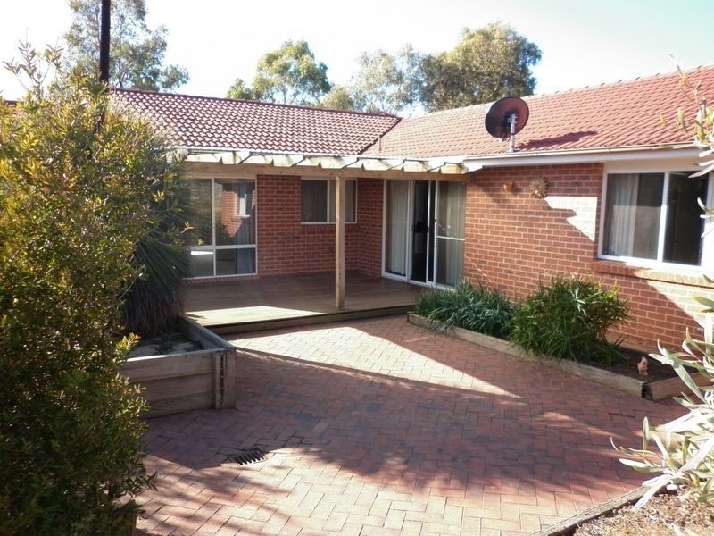 25 Kingscote Crescent, Bonython ACT 2905