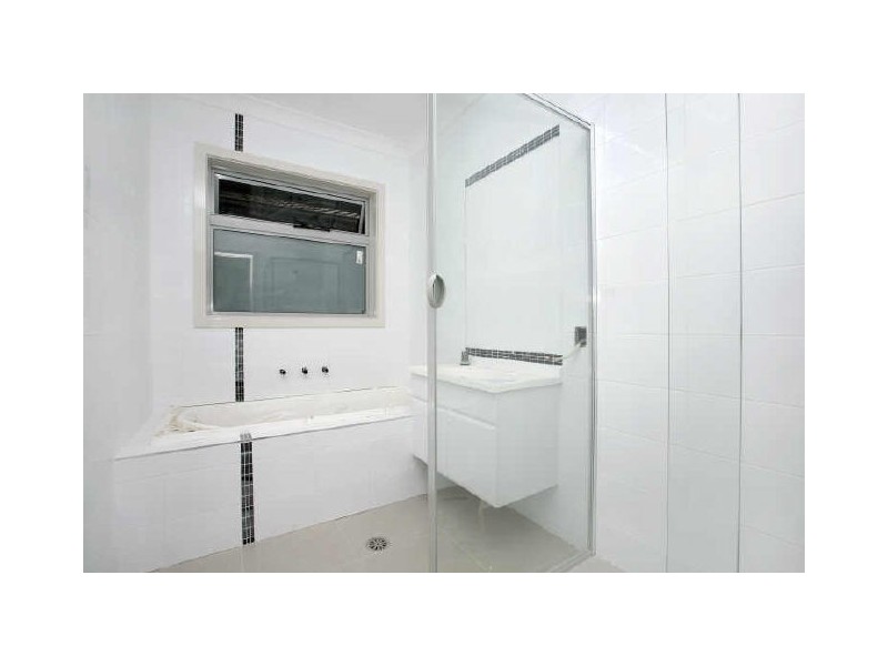 62A De Graaff Street, Holder ACT 2611