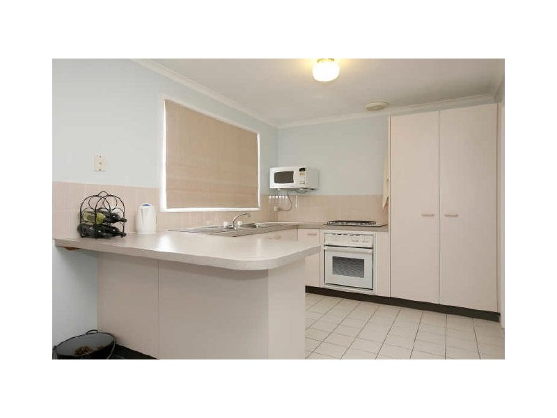 12/16 Blackett Crescent, Greenway ACT 2900