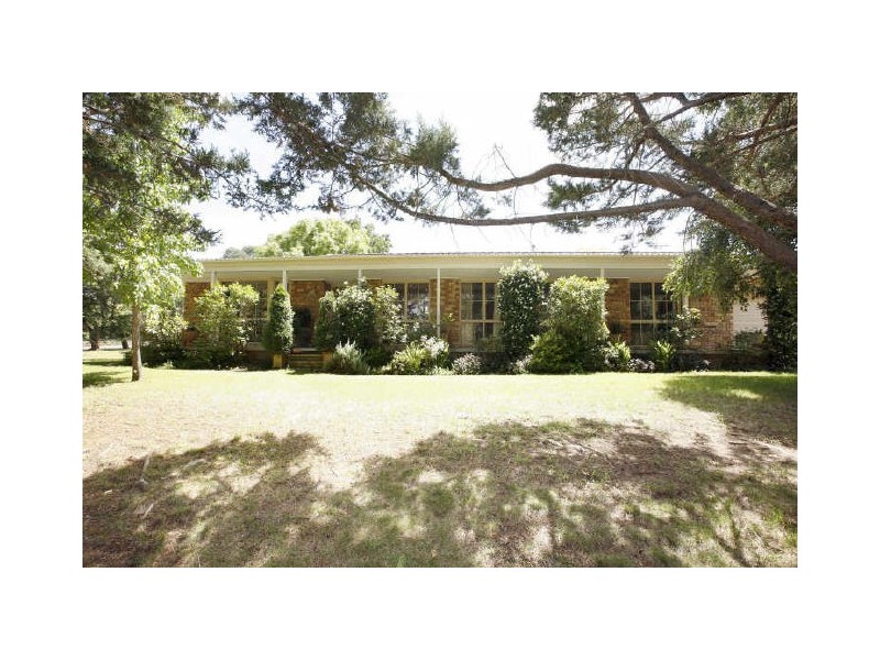 12 Riordan Street, Fadden ACT 2904