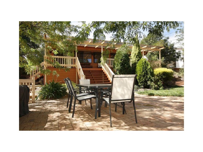 13 Holden Crescent, Wanniassa ACT 2903