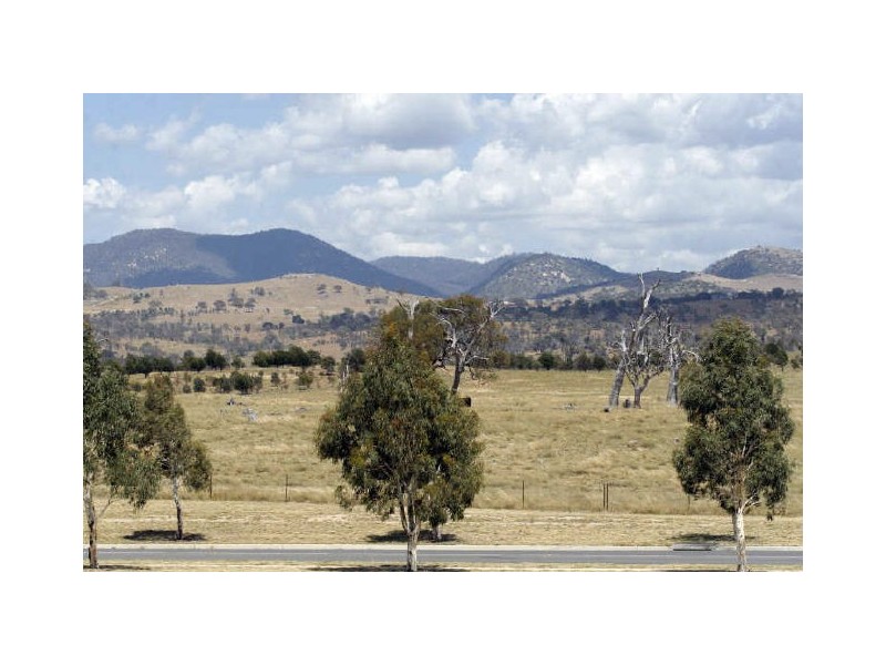 6 Riddle Place, Gordon ACT 2906