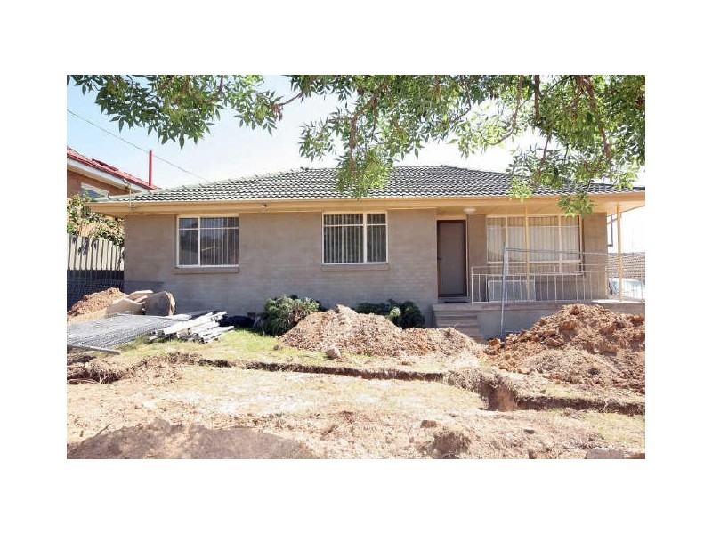 19 Adams Street, Queanbeyan NSW 2620