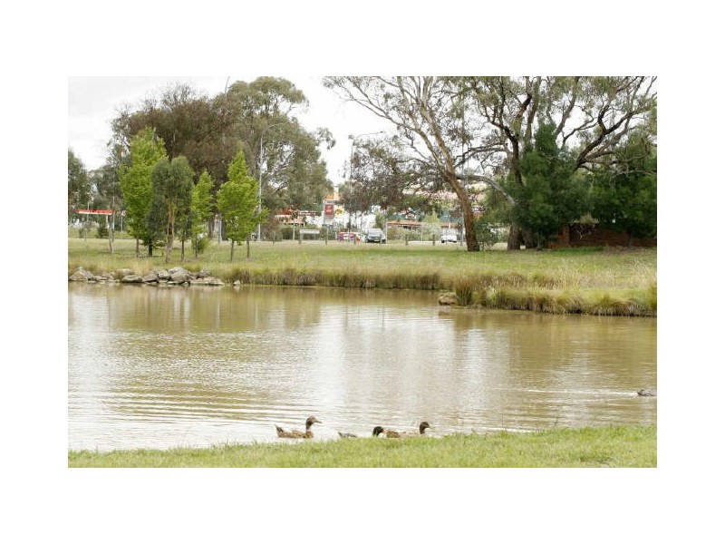 73 Waterfall Drive, Jerrabomberra NSW 2619