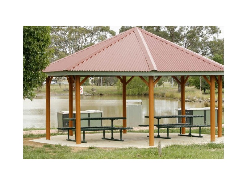 73 Waterfall Drive, Jerrabomberra NSW 2619