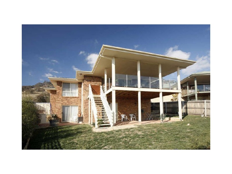 4 Crespin Place, Banks ACT 2906