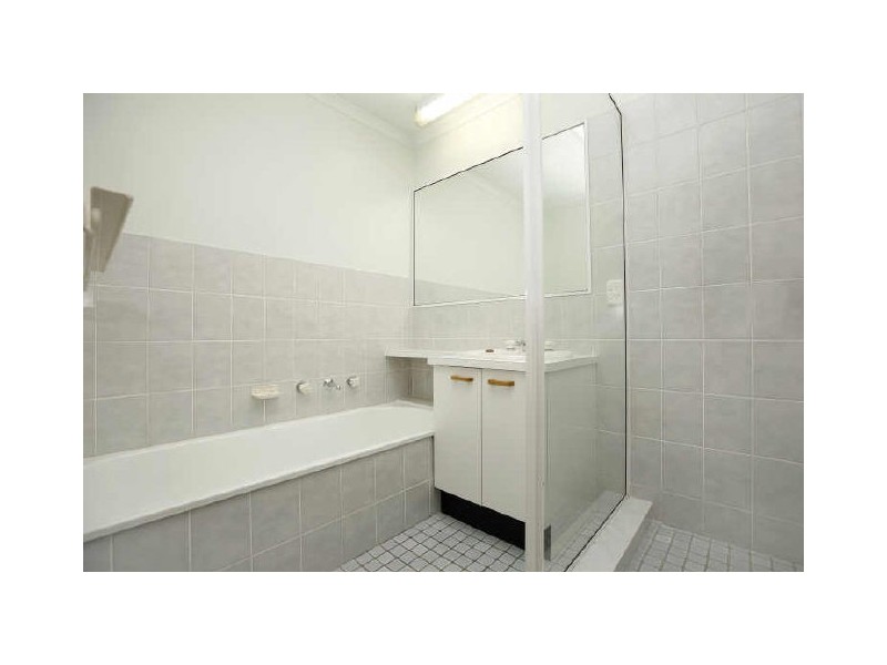 21 Johnstone Circuit, Calwell ACT 2905