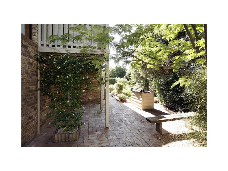 21 Johnstone Circuit, Calwell ACT 2905