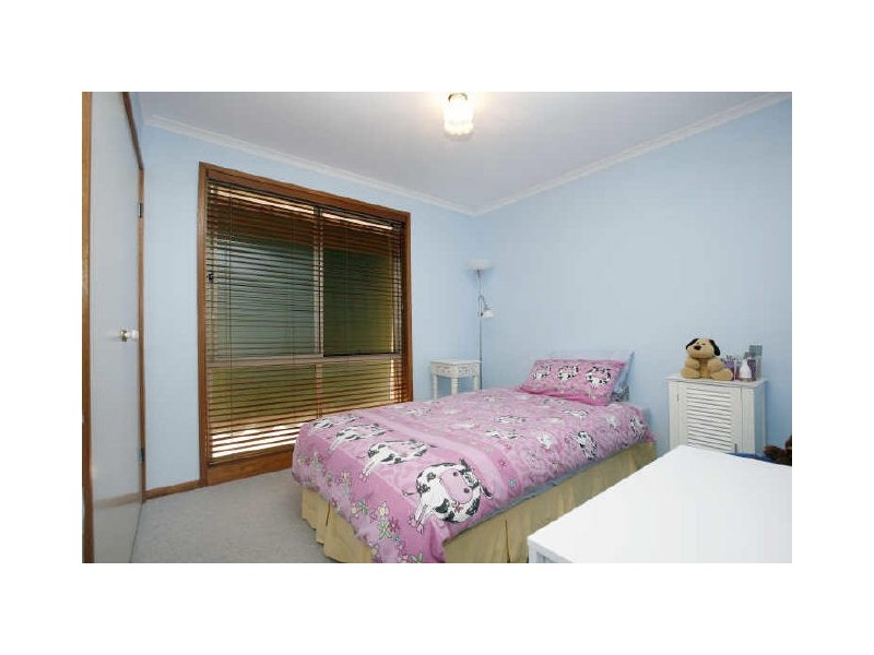 35 Wilson Crescent, Banks ACT 2906