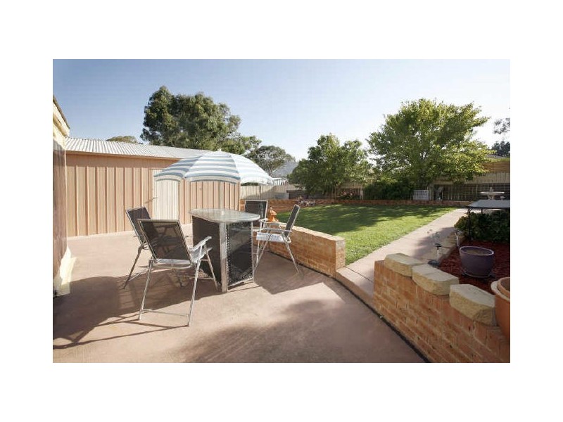 35 Wilson Crescent, Banks ACT 2906