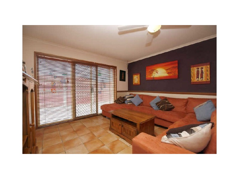 35 Wilson Crescent, Banks ACT 2906
