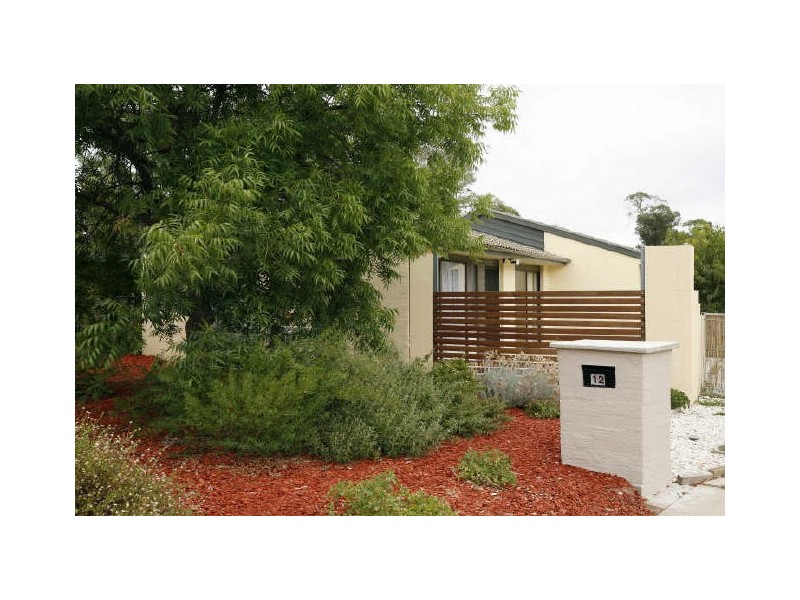 12 Stanfield Close, Kambah ACT 2902