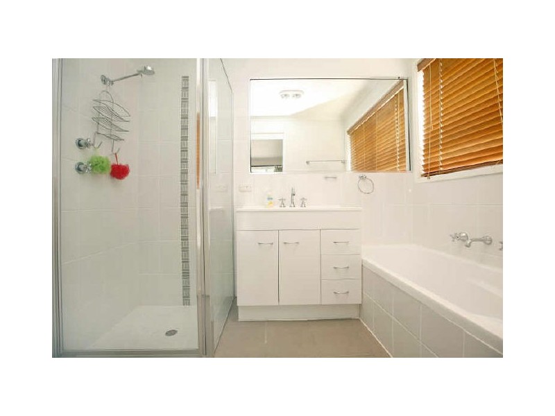 12 Stanfield Close, Kambah ACT 2902