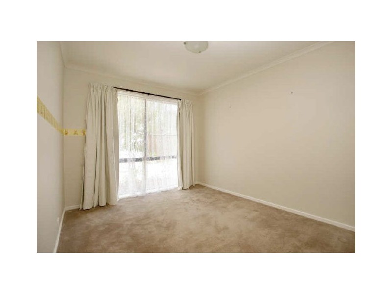 12 Stanfield Close, Kambah ACT 2902