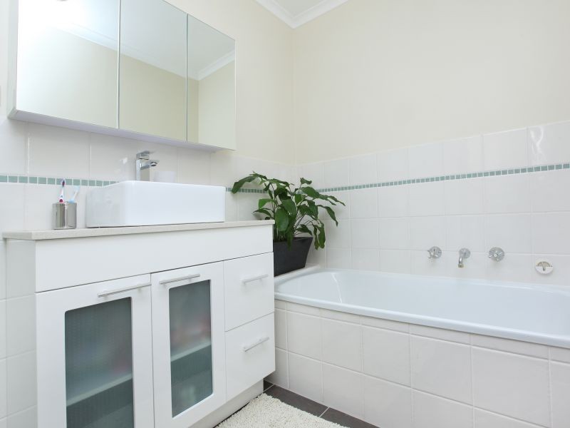 11 Samuel Close, Calwell ACT 2905