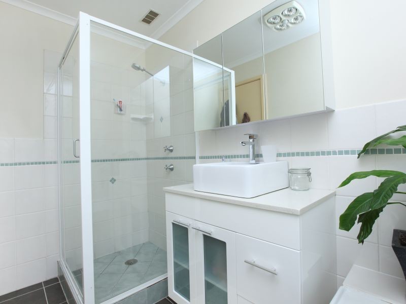 11 Samuel Close, Calwell ACT 2905