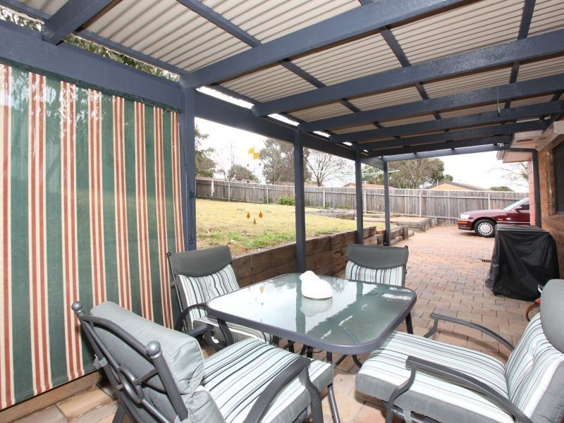 11 Samuel Close, Calwell ACT 2905