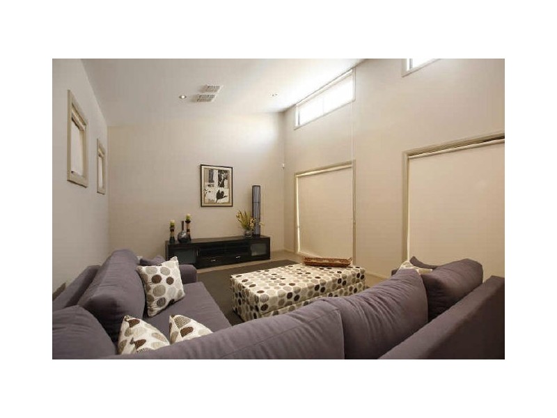 7 Buscombe Street, Forde ACT 2914