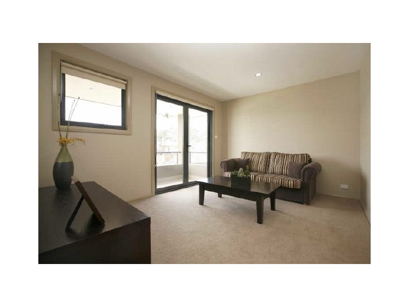 7 Buscombe Street, Forde ACT 2914