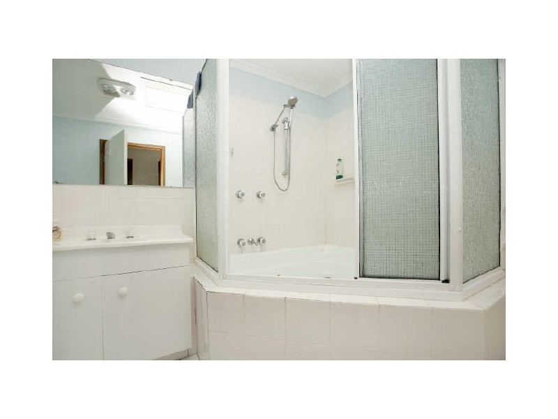 3/3 Peron Place, Banks ACT 2906