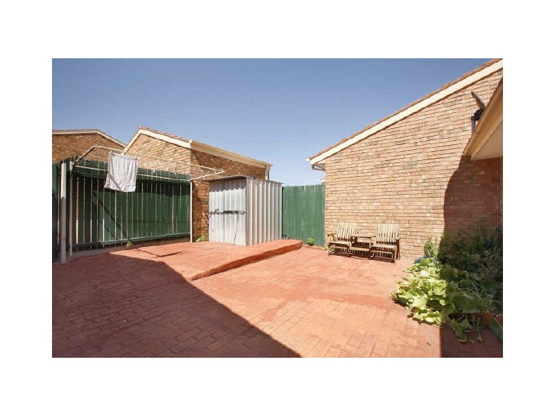 3/3 Peron Place, Banks ACT 2906