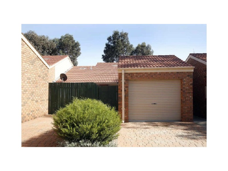 3/3 Peron Place, Banks ACT 2906