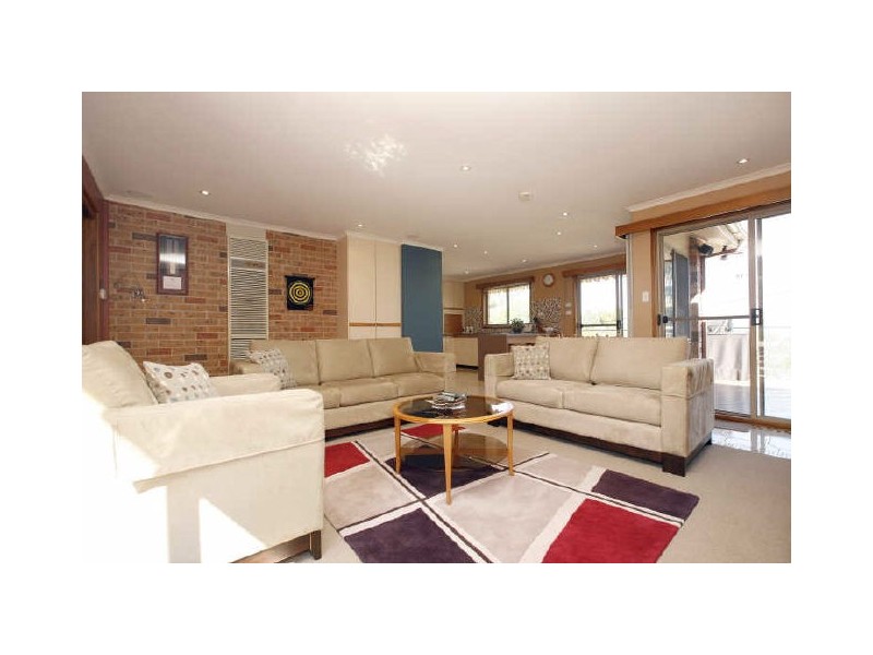 60 William Wilkins Crescent, Isaacs ACT 2607