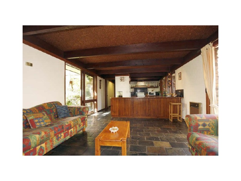 8 Clare Place, Gowrie ACT 2904