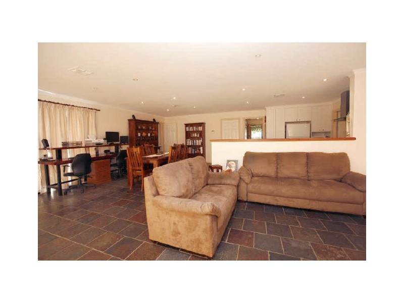 85 Knoke Avenue, Gordon ACT 2906