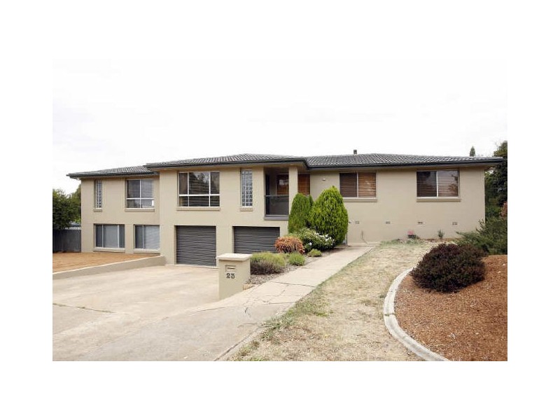 23 Shenton Crescent, Stirling ACT 2611