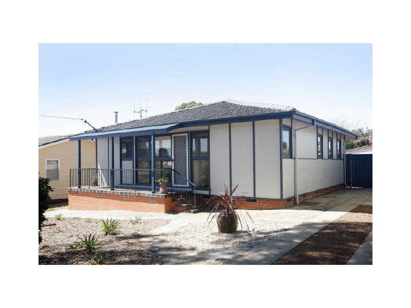 22 Oleria Street, Queanbeyan NSW 2620