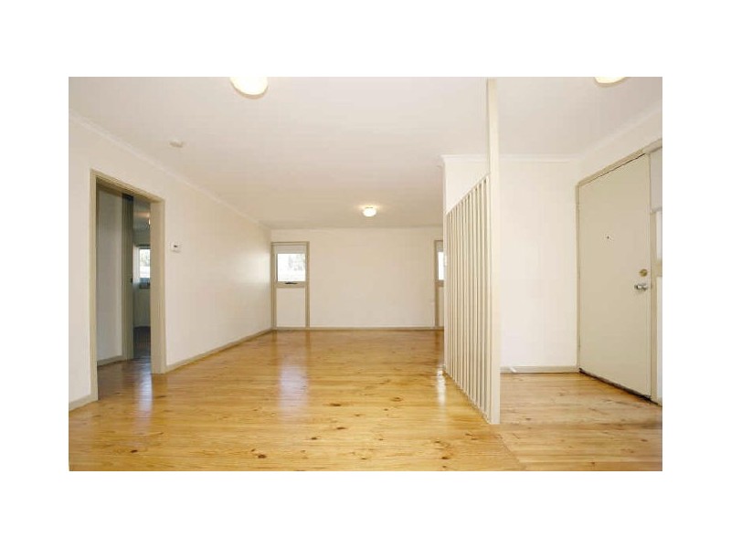 22 Oleria Street, Queanbeyan NSW 2620