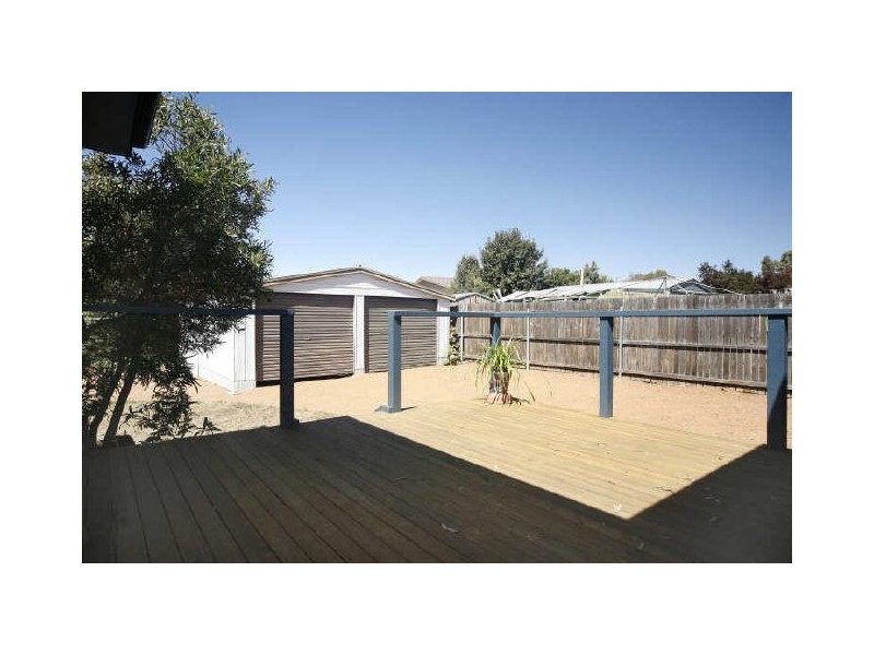 22 Oleria Street, Queanbeyan NSW 2620