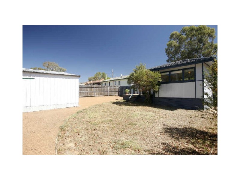 22 Oleria Street, Queanbeyan NSW 2620