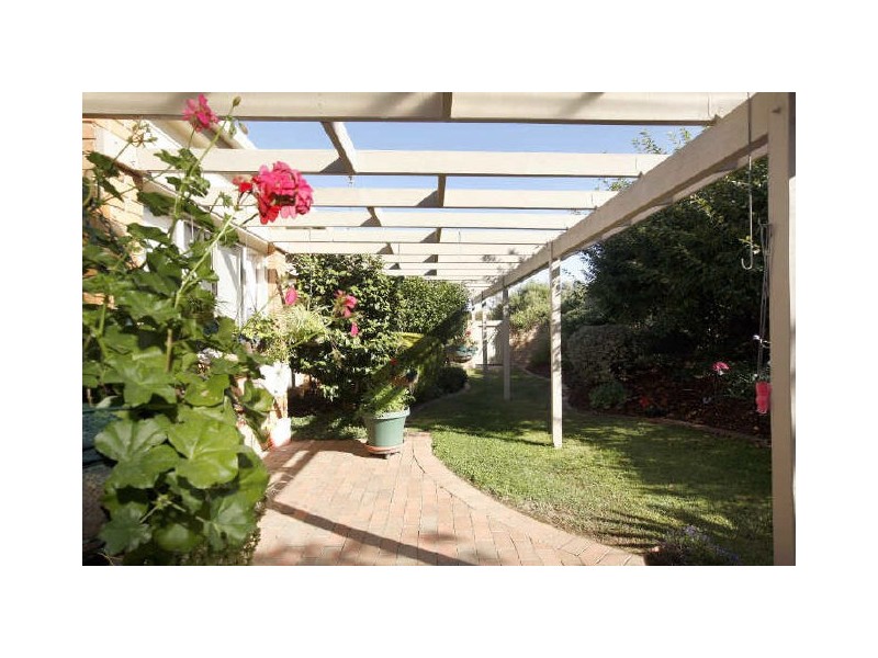 93 Lewis Luxton Avenue, Gordon ACT 2906